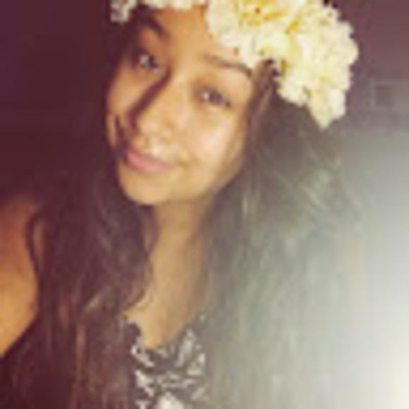 Meet your Posher, Mariela - Picture 1 of 1